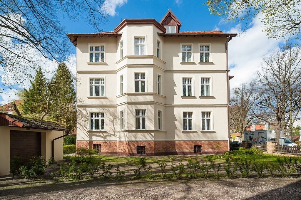 Comment l'IA transforme le rôle des notaires et des agents immobiliers ?